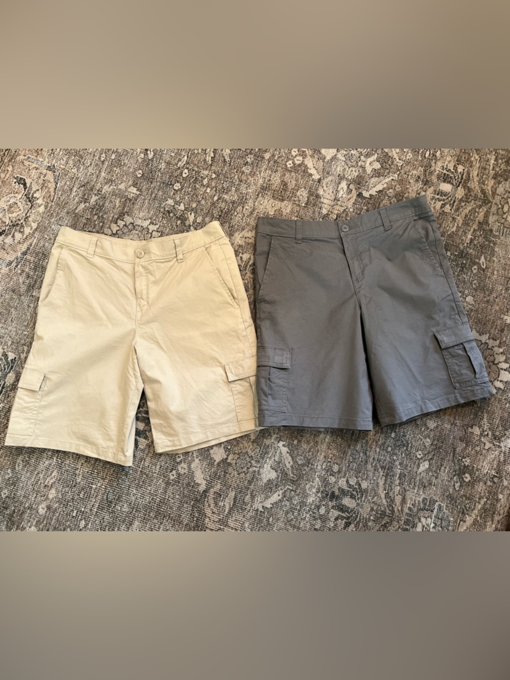 Columbia Boy’s Cotton Cargo Shorts Khaki & Gray size Large (14/16)